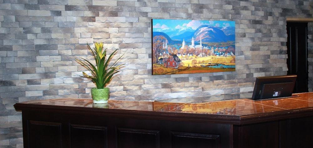 Hotel Baie Saint Paul エクステリア 写真