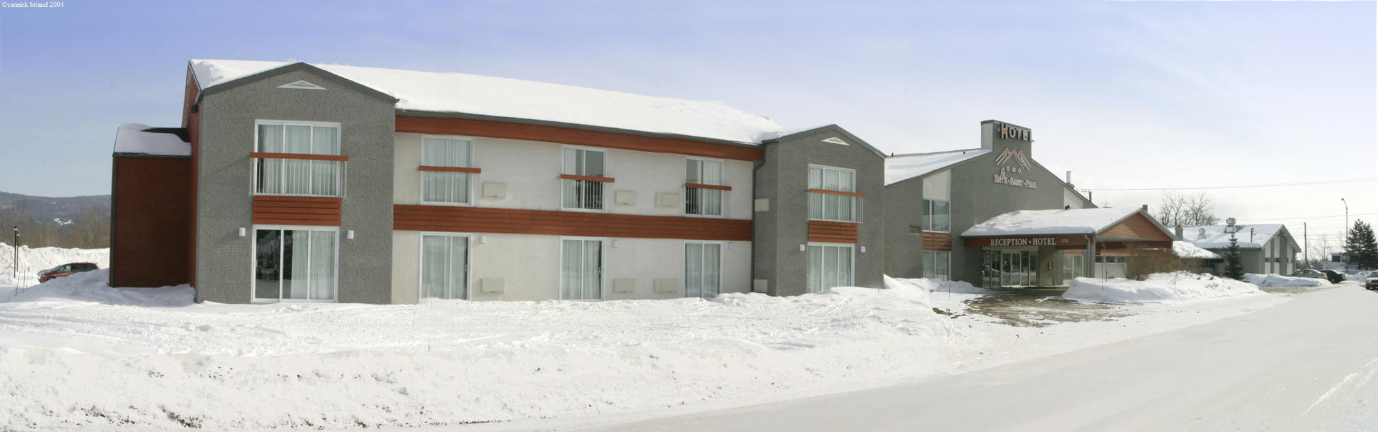 Hotel Baie Saint Paul エクステリア 写真